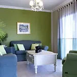 Avra Private * Ласси