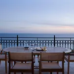 Avra Private Appartement *