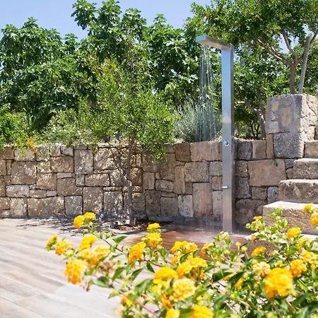 Avra Private Apartament *