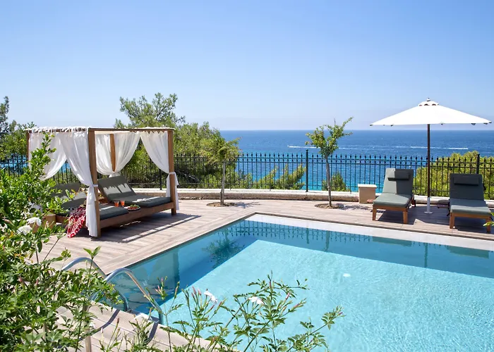 Avra Private * Λάσση